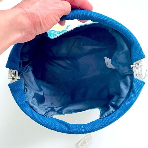 NWT Hakurai Off White Canvas Lemons & Leaves print  Gamaguchi clasped handle Bag - Picture 3 of 12